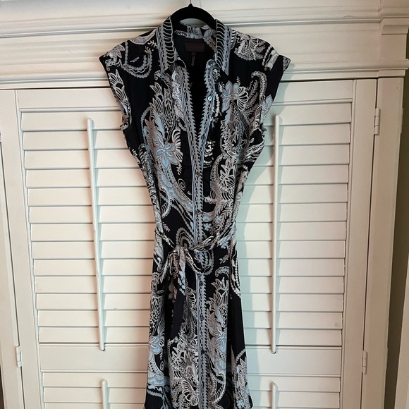 COPY - Beautiful Hale Bob dress. Unique print. - Picture 1 of 2
